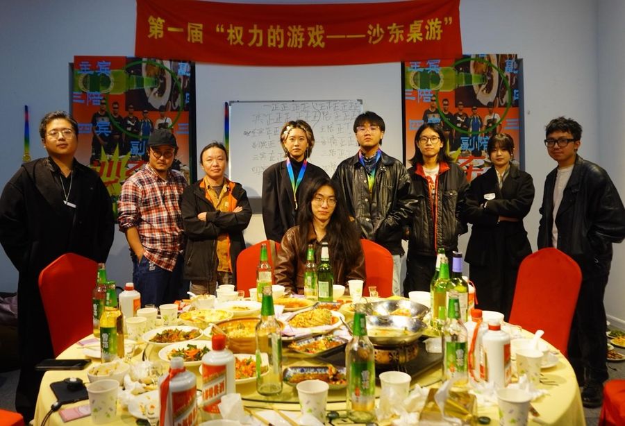 The demo did attract a group of artists to play, and a much wider audience showed interest after reading it on the news. Chen is currently working with friends on the game's artwork, expecting to start crowdfunding in August.