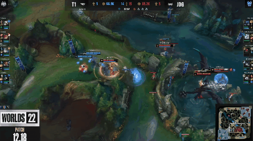 In game one, at 39 minutes, JDG secured a Dragon kill and went to destroy T1’s nexus.