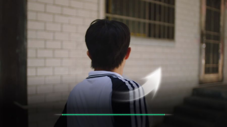 A screenshot of a QTE in the game, with different video clips following it depending on whether the player succeeds in the QTE.