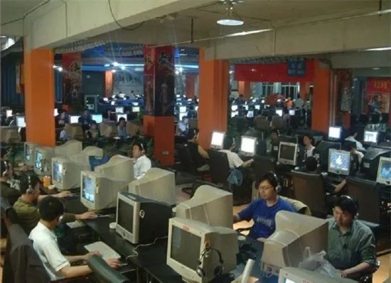 An internet cafe in the early 21st century