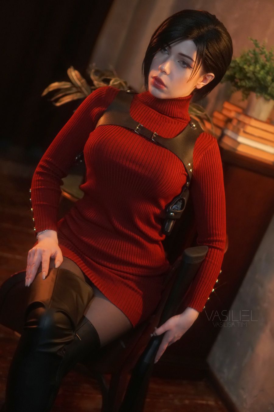 Muatori cosplay de Ada Wong de Resident Evil 4 Remake