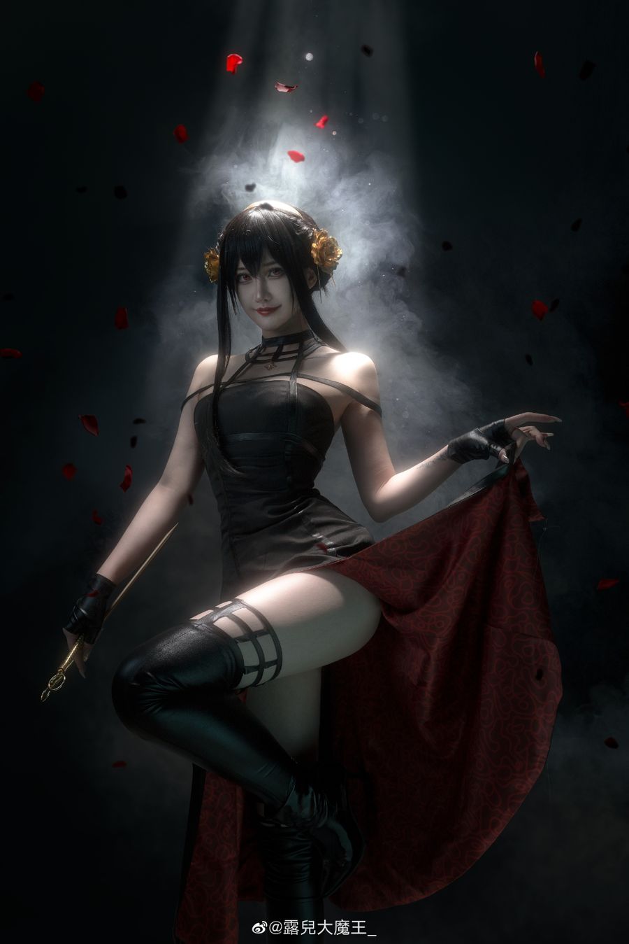 Yor From Spy x Family Cosplay